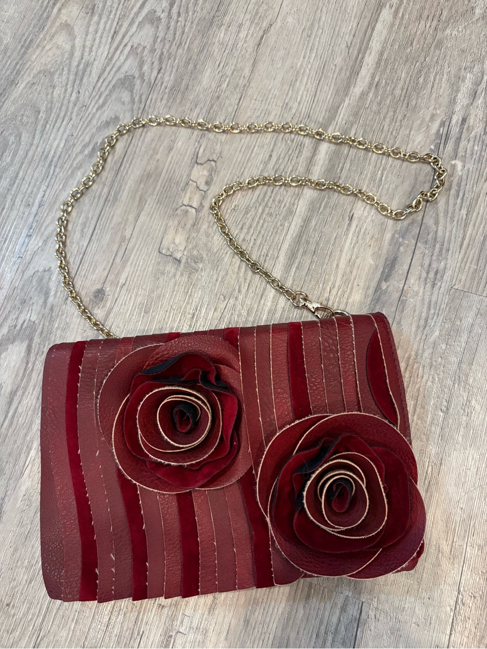 Red Floral Appliqué Clutch with Gold Chain